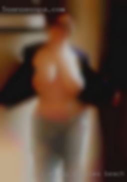 I enjoy BBW, and mature couples beach women.