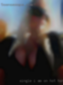 Single on hot horny women i am   half owner in a BDSM shop.